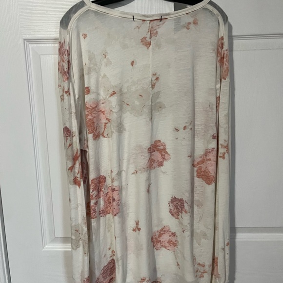 FREE PEOPLE IVORY AND PEACH ARIELLE FLORAL LONG SLEEVE TEE - Picture 4 of 7